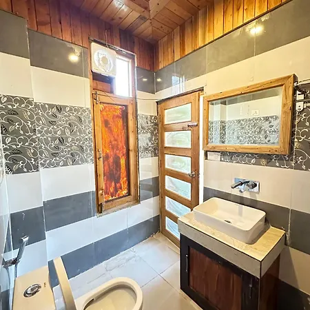 The Bliss Cottage Manali Luxury Apartment And Villa Exterior photo