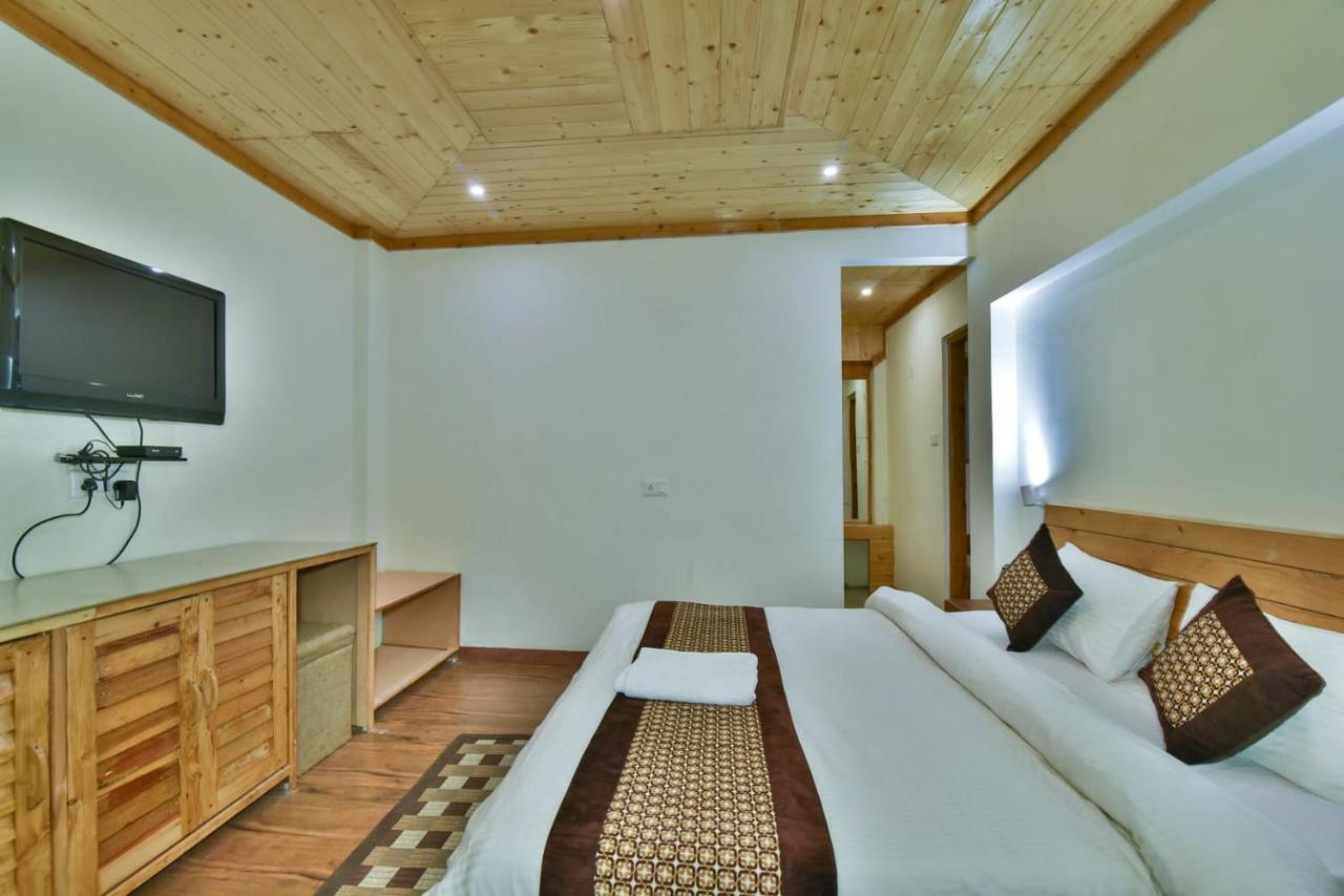 The Bliss Luxury And * Manali (Himachal Pradesh)